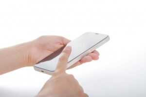 クリニック運営を効率化！オンライン予約システム導入のメリット・デメリットを解説