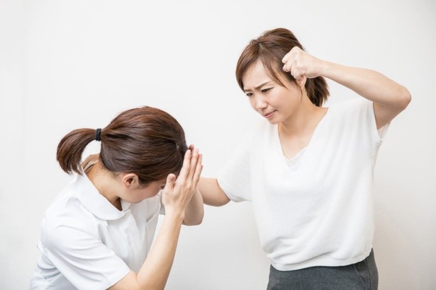 前編：ペイシェントハラスメント「クリニックが知るべきポイント」