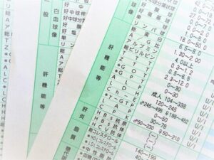 低アルブミン血症から見える疾患と鑑別のポイント